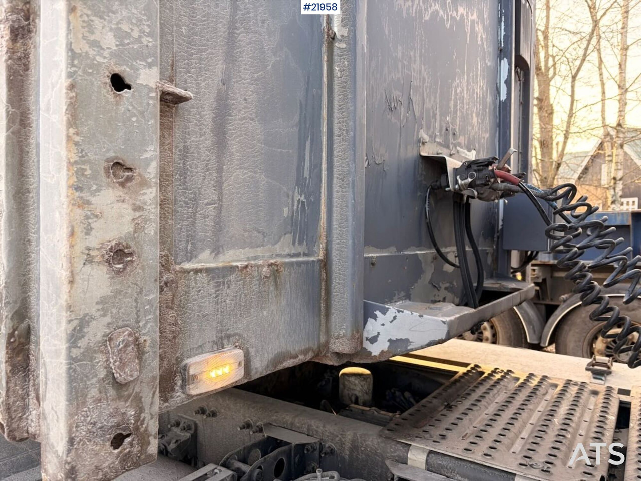 Semi-remorque plateau Tyllis L3 3-akslet Rettsemi m/ lemmer. Rep objekt: photos 19 Semi-remorque plateau Tyllis L3 3-akslet Rettsemi m/ lemmer. Rep objekt: photos 19