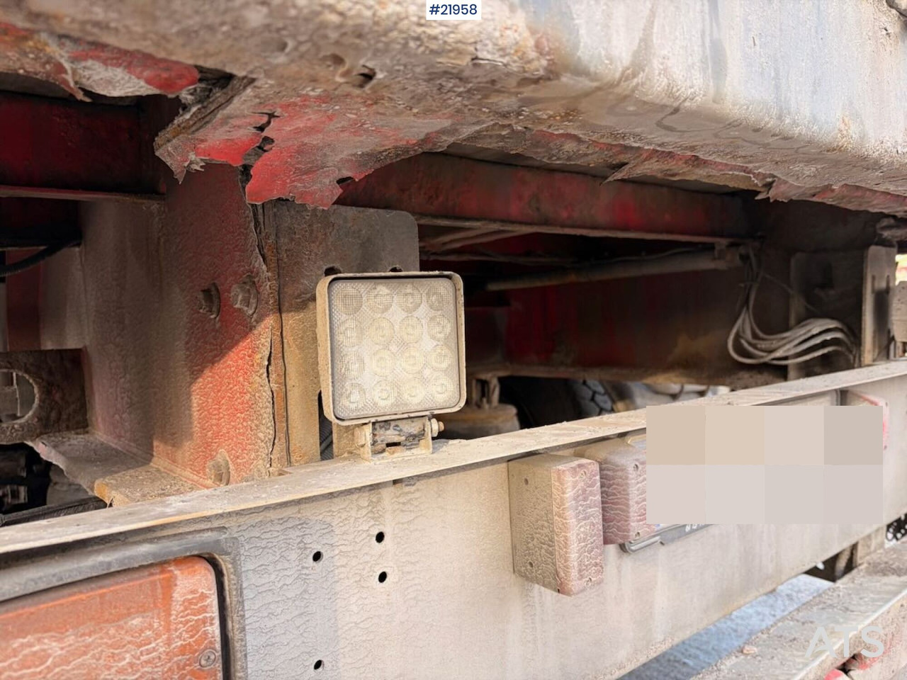 Semi-remorque plateau Tyllis L3 3-akslet Rettsemi m/ lemmer. Rep objekt: photos 29 Semi-remorque plateau Tyllis L3 3-akslet Rettsemi m/ lemmer. Rep objekt: photos 29