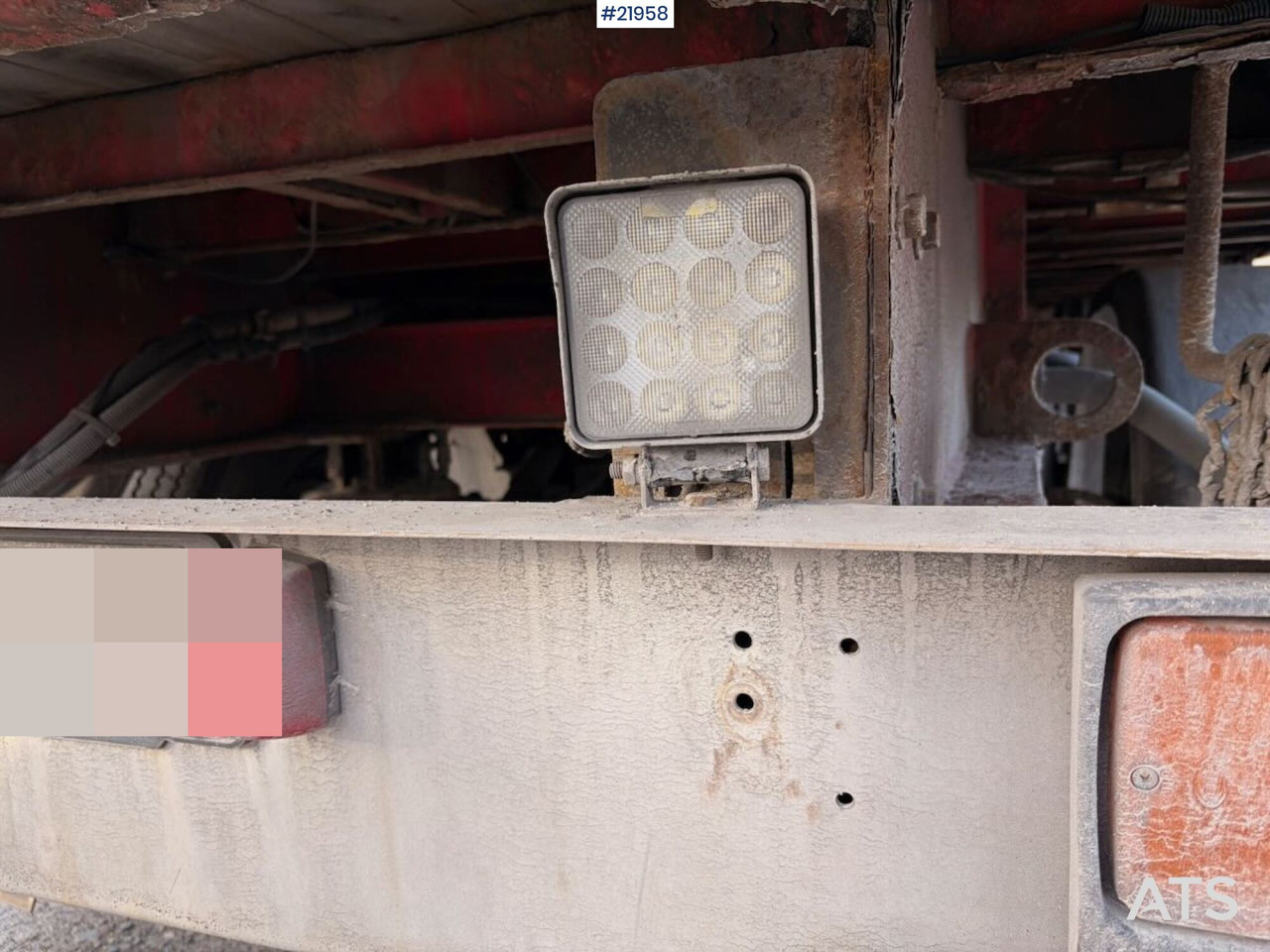 Semi-remorque plateau Tyllis L3 3-akslet Rettsemi m/ lemmer. Rep objekt: photos 28 Semi-remorque plateau Tyllis L3 3-akslet Rettsemi m/ lemmer. Rep objekt: photos 28