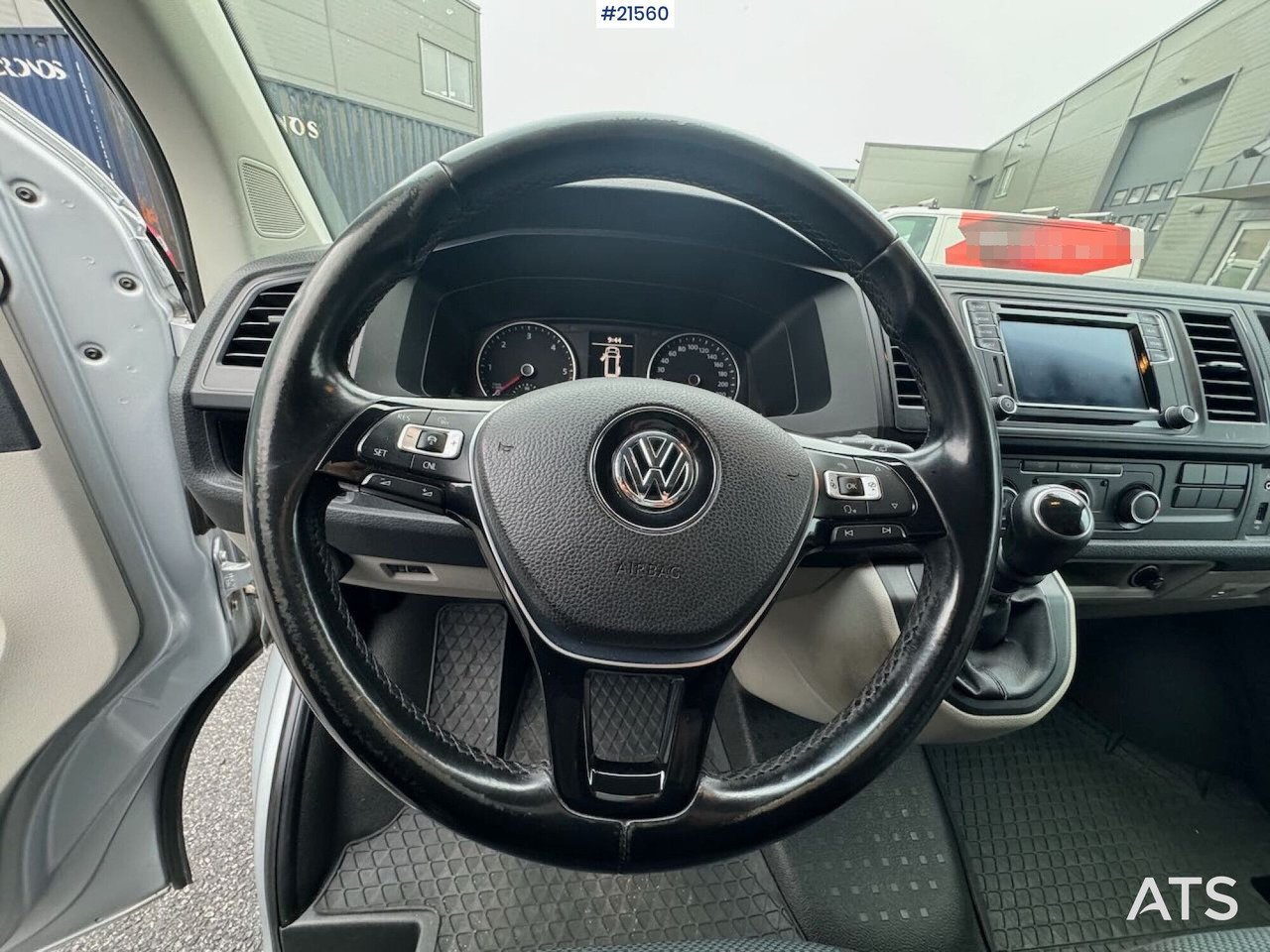 Fourgon utilitaire Volkswagen TRANSPORTER: photos 22