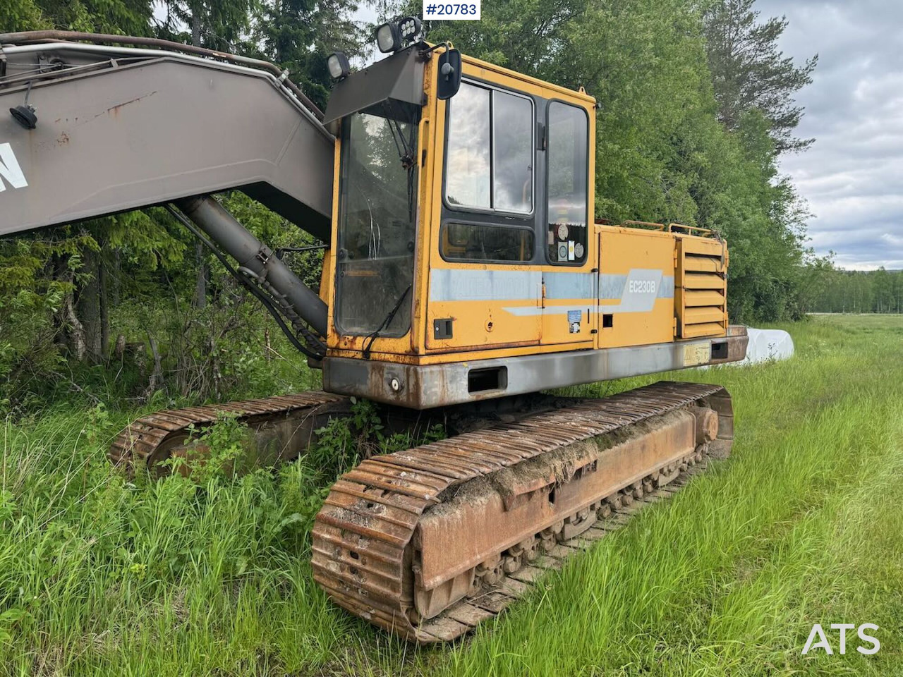 Volvo EC230B - Pelle sur chenille: photos 3 Volvo EC230B - Pelle sur chenille: photos 3