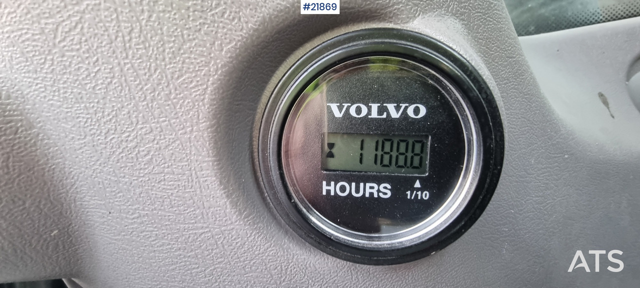 Pelle Volvo EC300el gravemaskin m/ Tannskuffe, Pusseskuffe, Rototilt og Gps: photos 33