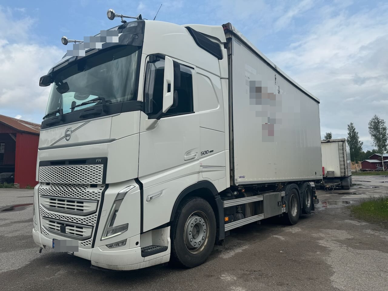 Volvo FH500 - Camion fourgon: photos 1 Volvo FH500 - Camion fourgon: photos 1