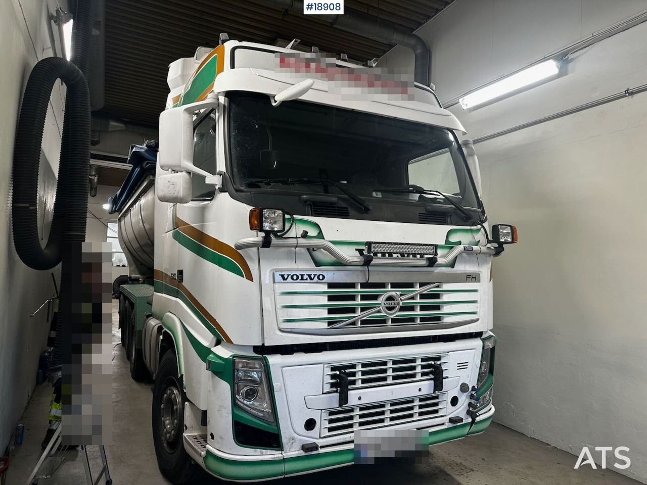 Volvo FH540 - Travaux routiers: photos 3 Volvo FH540 - Travaux routiers: photos 3