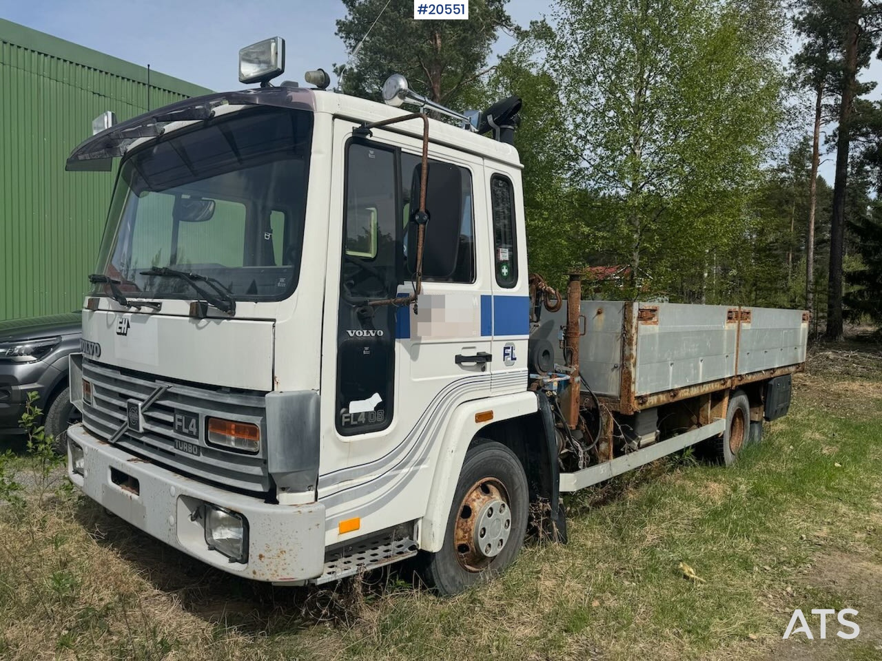 Volvo FL4 - Camion plateau, Camion grue: photos 1 Volvo FL4 - Camion plateau, Camion grue: photos 1