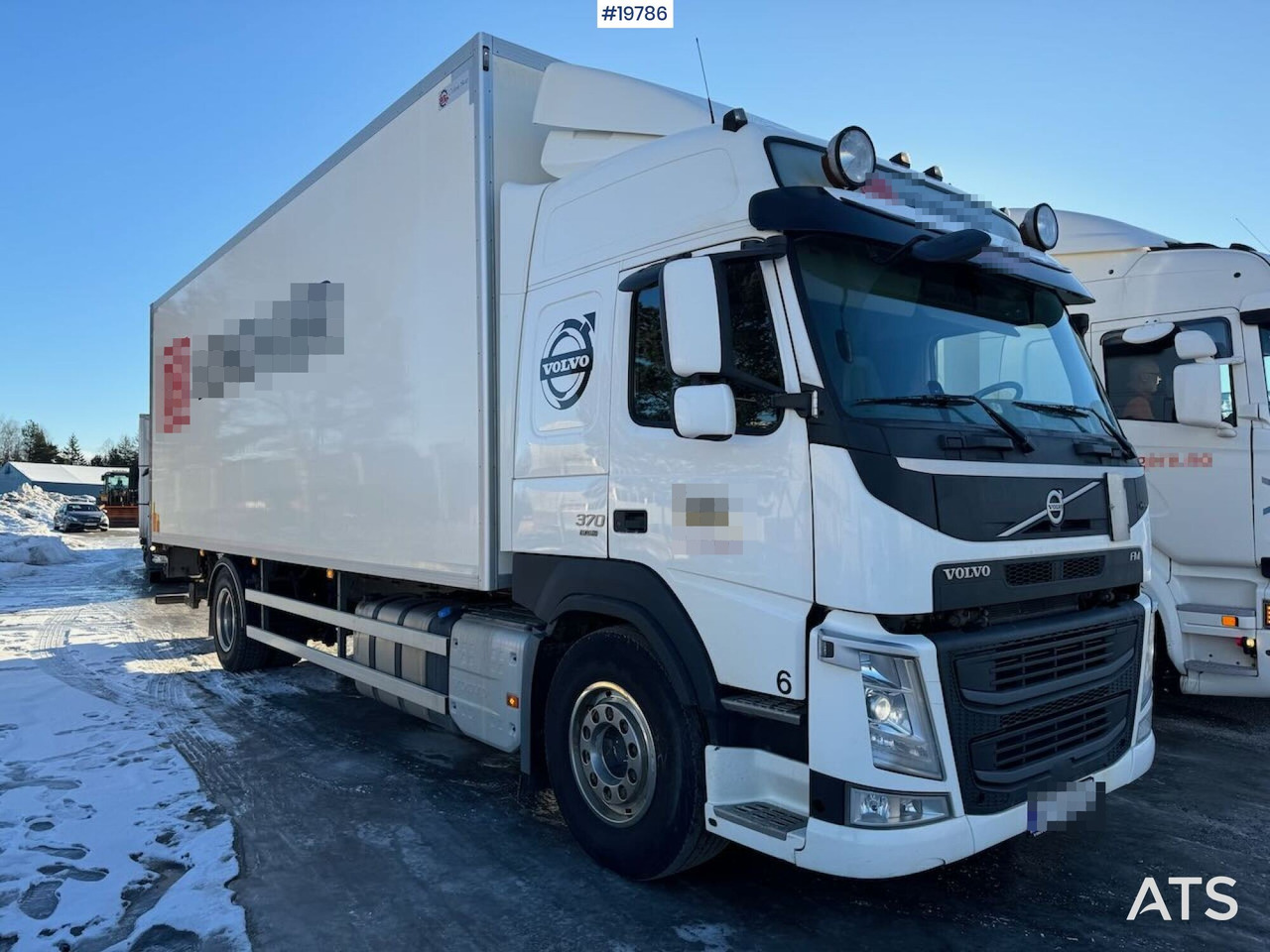 Volvo FM370 - Camion fourgon: photos 3 Volvo FM370 - Camion fourgon: photos 3