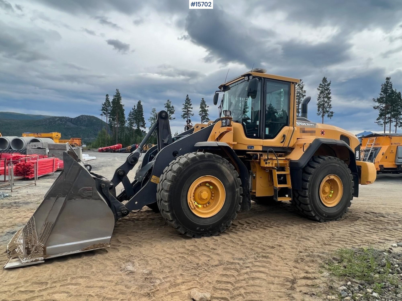 Volvo L110G - Chargeuse sur pneus: photos 2 Volvo L110G - Chargeuse sur pneus: photos 2