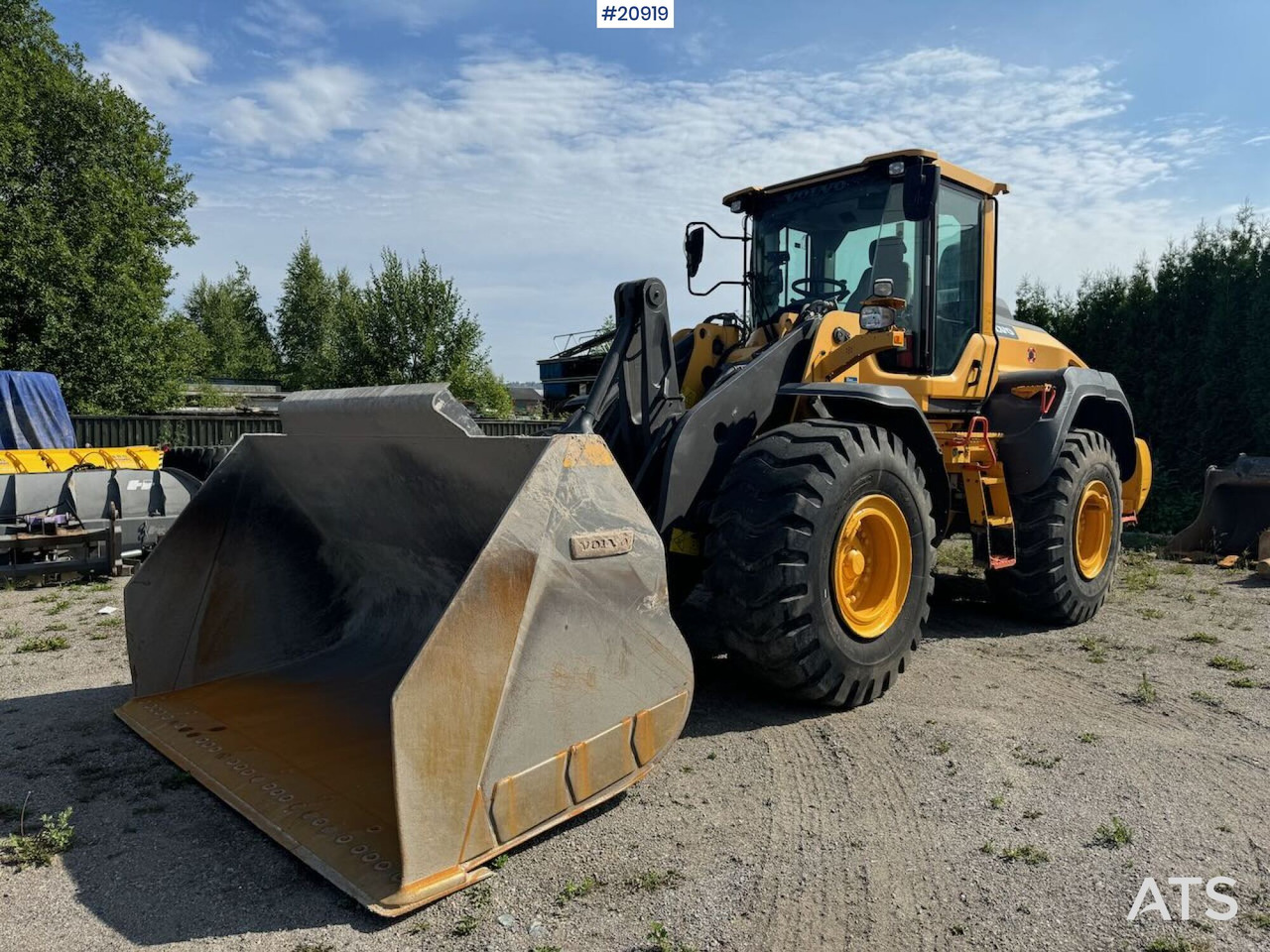 Volvo L110H - Chargeuse sur pneus: photos 1 Volvo L110H - Chargeuse sur pneus: photos 1
