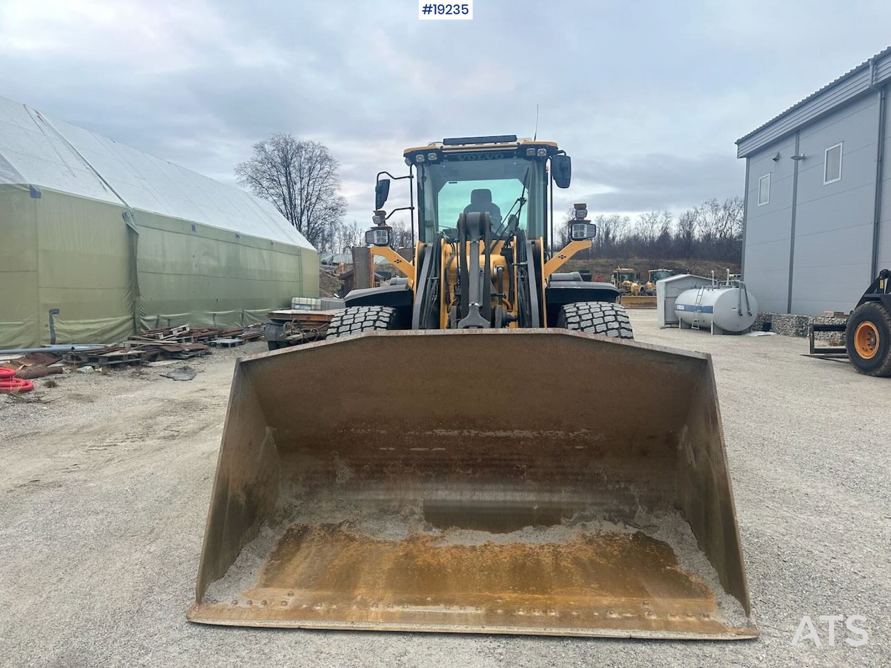 Volvo L110H - Chargeuse sur pneus: photos 2 Volvo L110H - Chargeuse sur pneus: photos 2