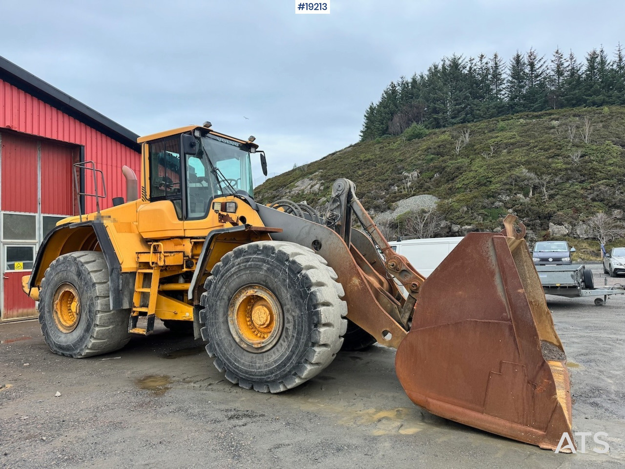 Volvo L220F - Chargeuse sur pneus: photos 2 Volvo L220F - Chargeuse sur pneus: photos 2