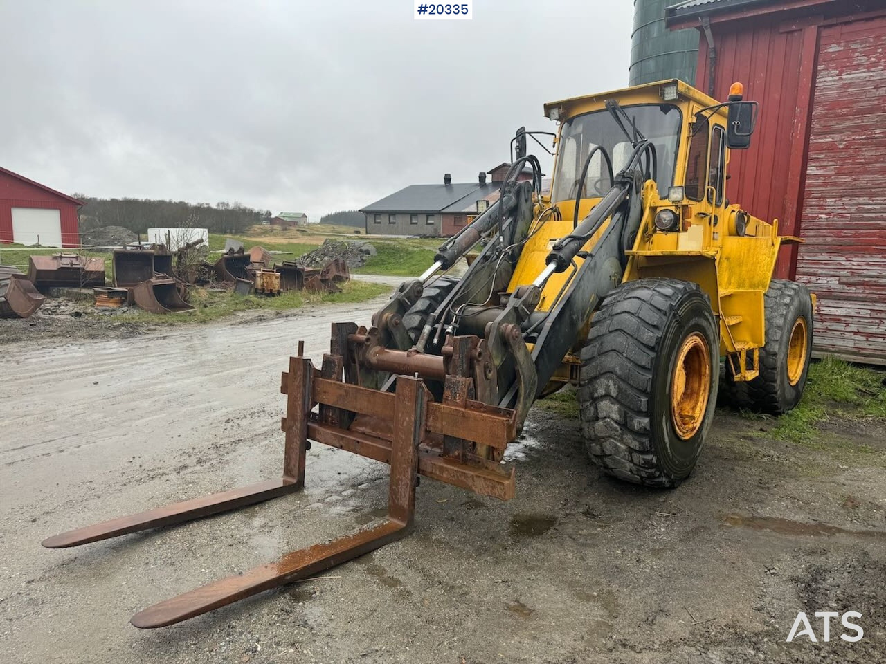 Volvo L90 - Chargeuse sur pneus: photos 1 Volvo L90 - Chargeuse sur pneus: photos 1