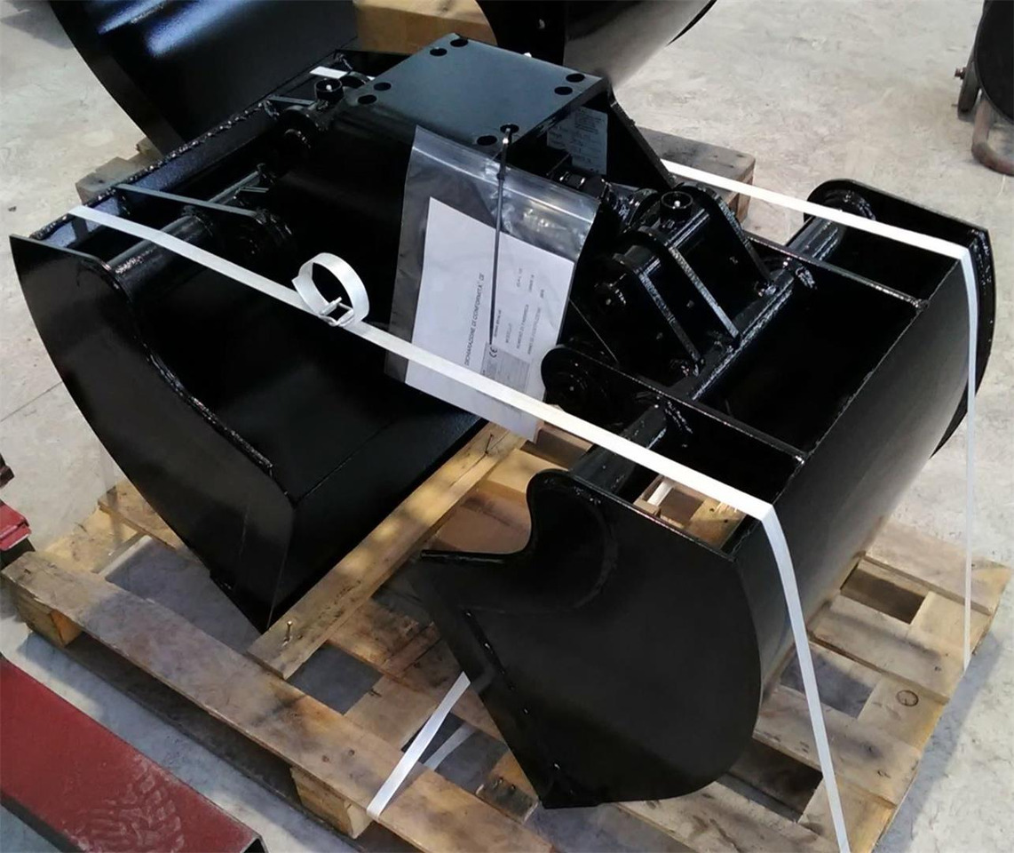 Clamshell bucket with sidewalls BV-L 125 - Benne preneuse pour Grue auxiliaire: photos 2 Clamshell bucket with sidewalls BV-L 125 - Benne preneuse pour Grue auxiliaire: photos 2