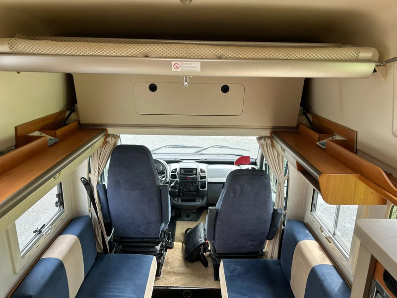 Hymer EXSIS 4 persoon's Prijs 25900 euro geen btw - Camping-car profilé: photos 5 Hymer EXSIS 4 persoon's Prijs 25900 euro geen btw - Camping-car profilé: photos 5