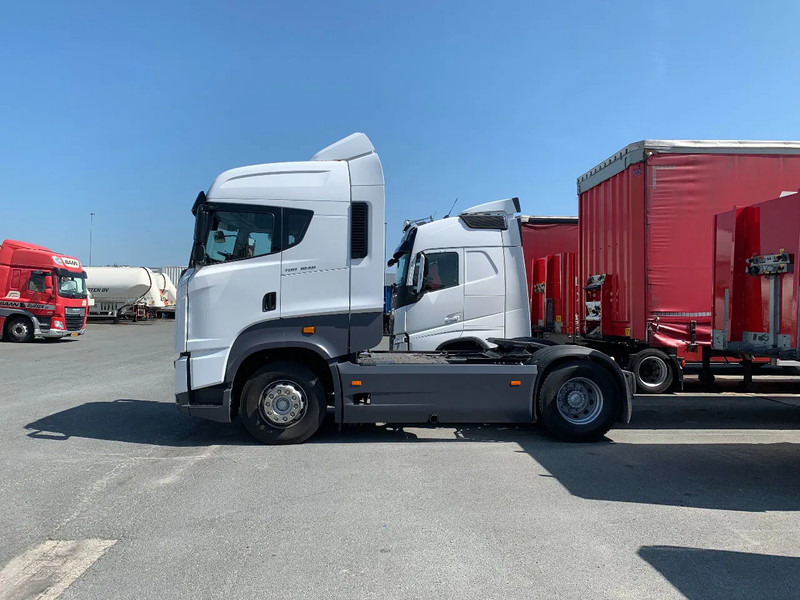 BMC Tughra 1846 Elegance 460PK Euro 6 powered by Iveco - Tracteur routier: photos 3 BMC Tughra 1846 Elegance 460PK Euro 6 powered by Iveco - Tracteur routier: photos 3