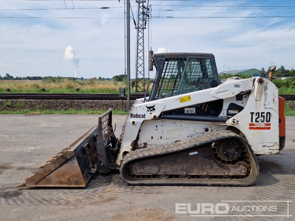 2005 Bobcat T250 - Mini chargeuse: photos 2 2005 Bobcat T250 - Mini chargeuse: photos 2
