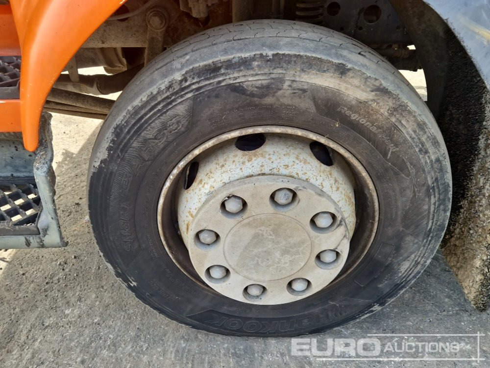 Camion citerne 2005 Renault Midlum 180 DCI: photos 10