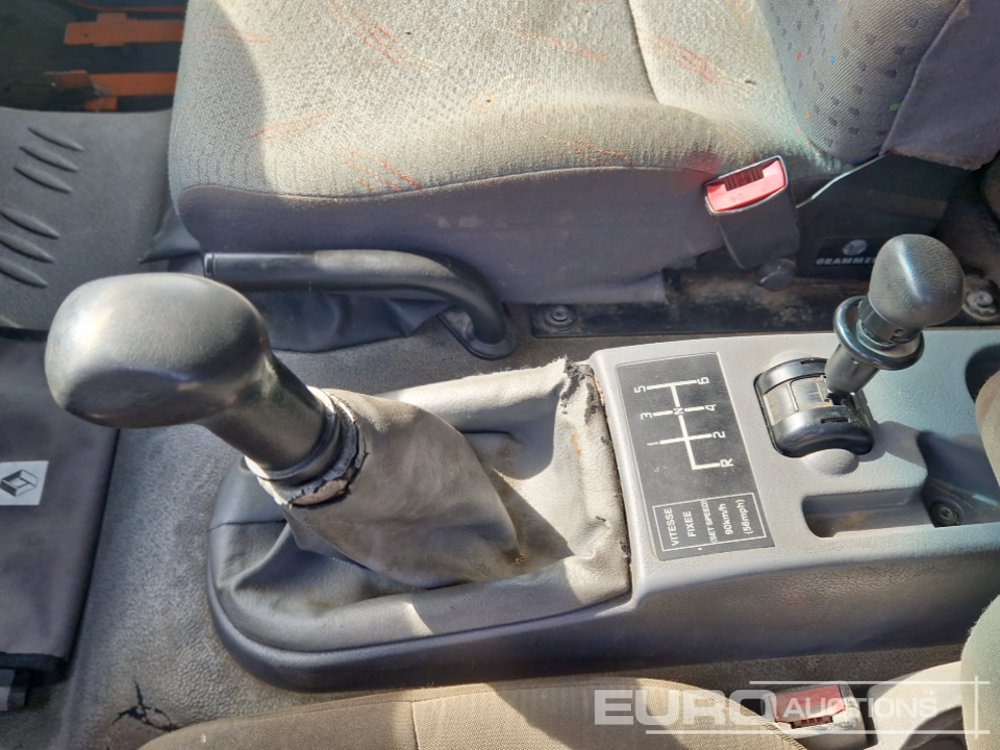 Camion citerne 2005 Renault Midlum 180 DCI: photos 36