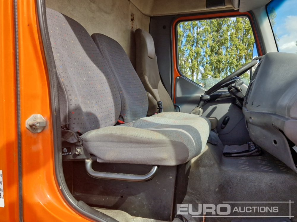 Camion citerne 2005 Renault Midlum 180 DCI: photos 31