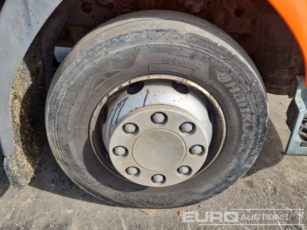 Camion citerne 2005 Renault Midlum 180 DCI: photos 9