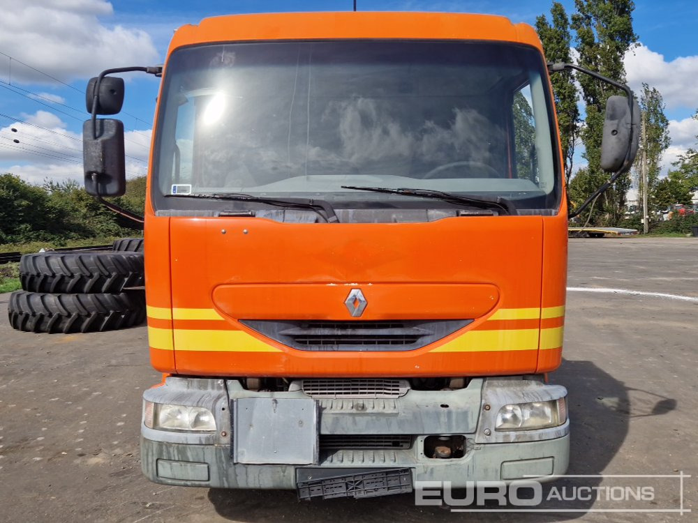 Camion citerne 2005 Renault Midlum 180 DCI: photos 8
