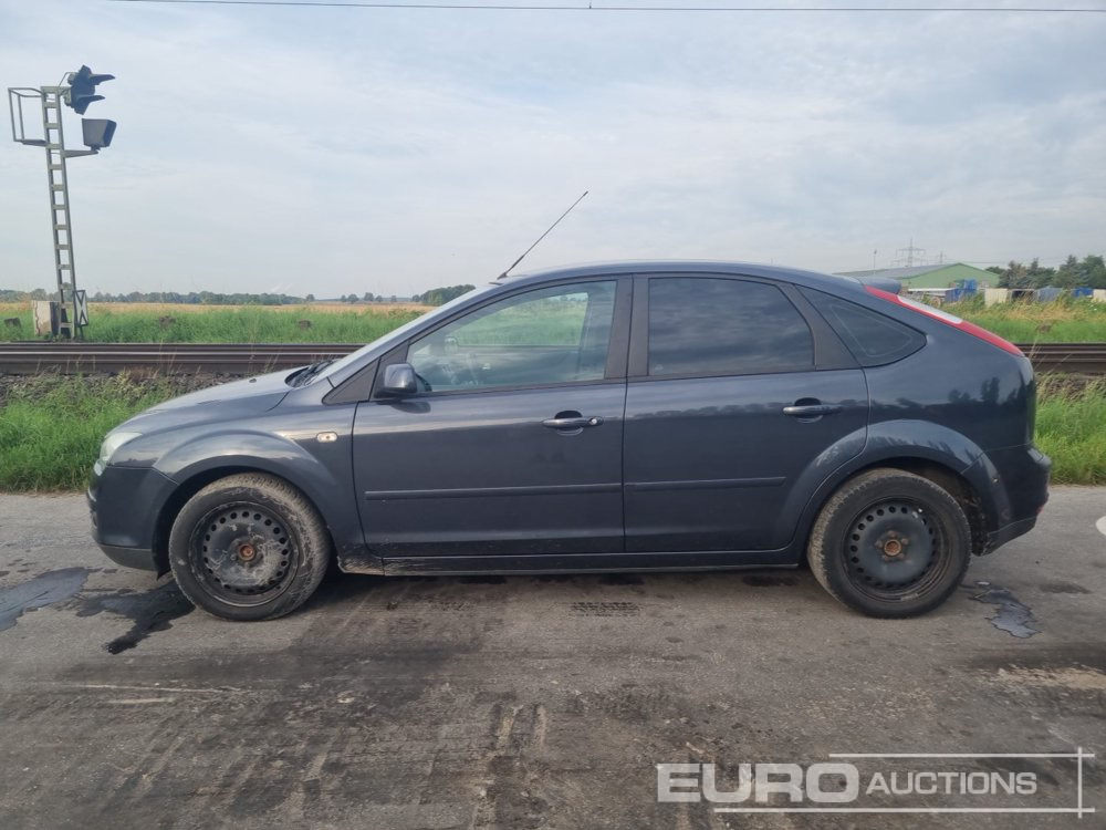 2007 Ford Focus - Voiture: photos 2 2007 Ford Focus - Voiture: photos 2
