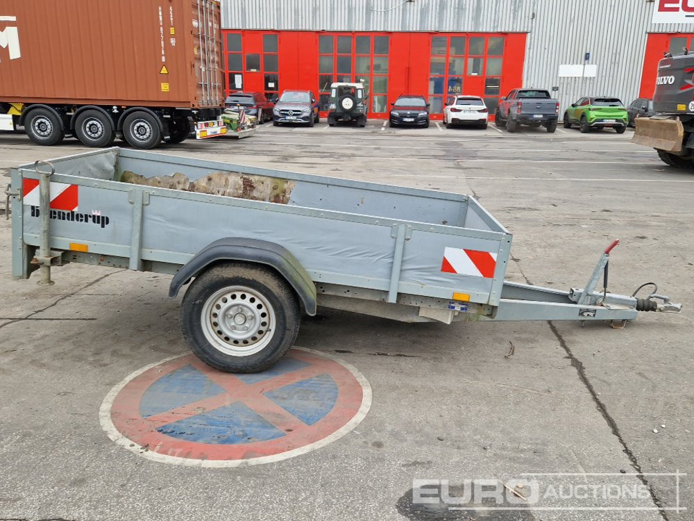 2007 Thule Open Box Trailer (German Reg. Docs Available within 2 weeks) - Remorque voiture: photos 5 2007 Thule Open Box Trailer (German Reg. Docs Available within 2 weeks) - Remorque voiture: photos 5
