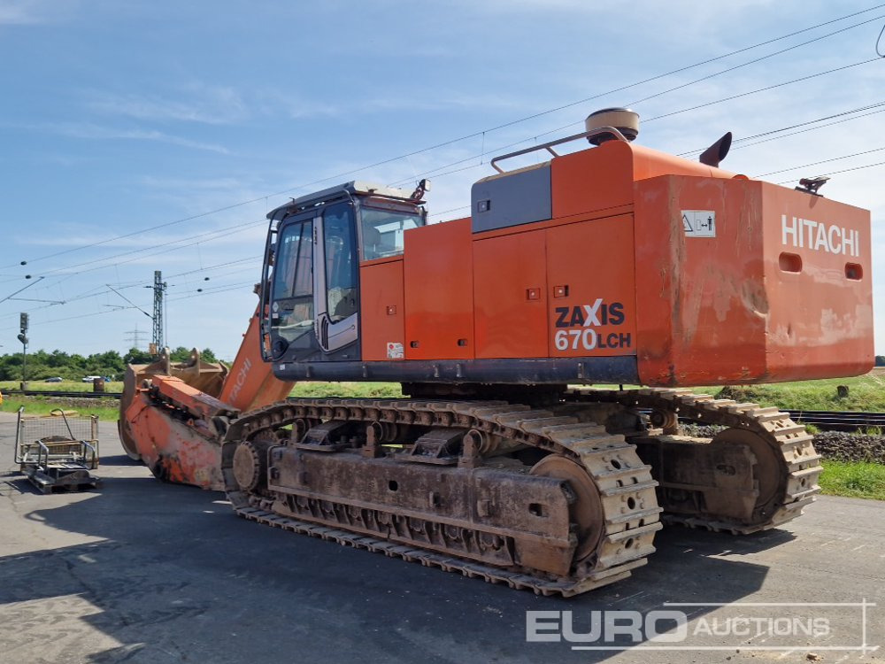 2011 Hitachi ZX670LCH-3 - Pelle sur chenille: photos 2 2011 Hitachi ZX670LCH-3 - Pelle sur chenille: photos 2