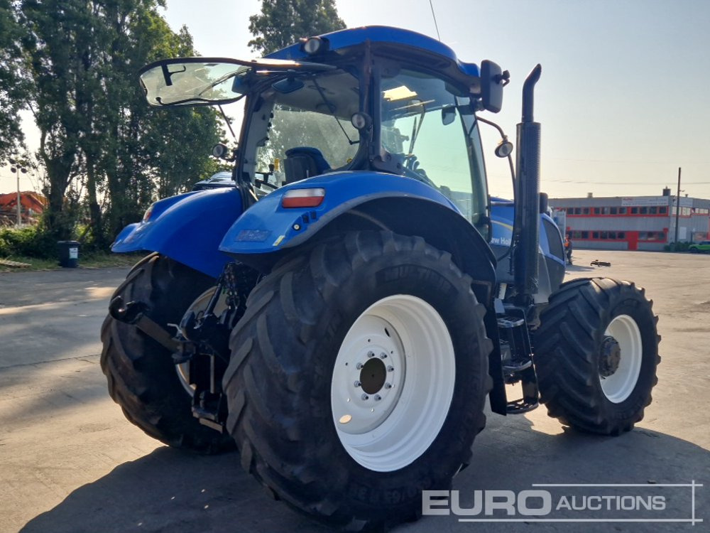 2011 New Holland T6080 - Tracteur agricole: photos 5 2011 New Holland T6080 - Tracteur agricole: photos 5