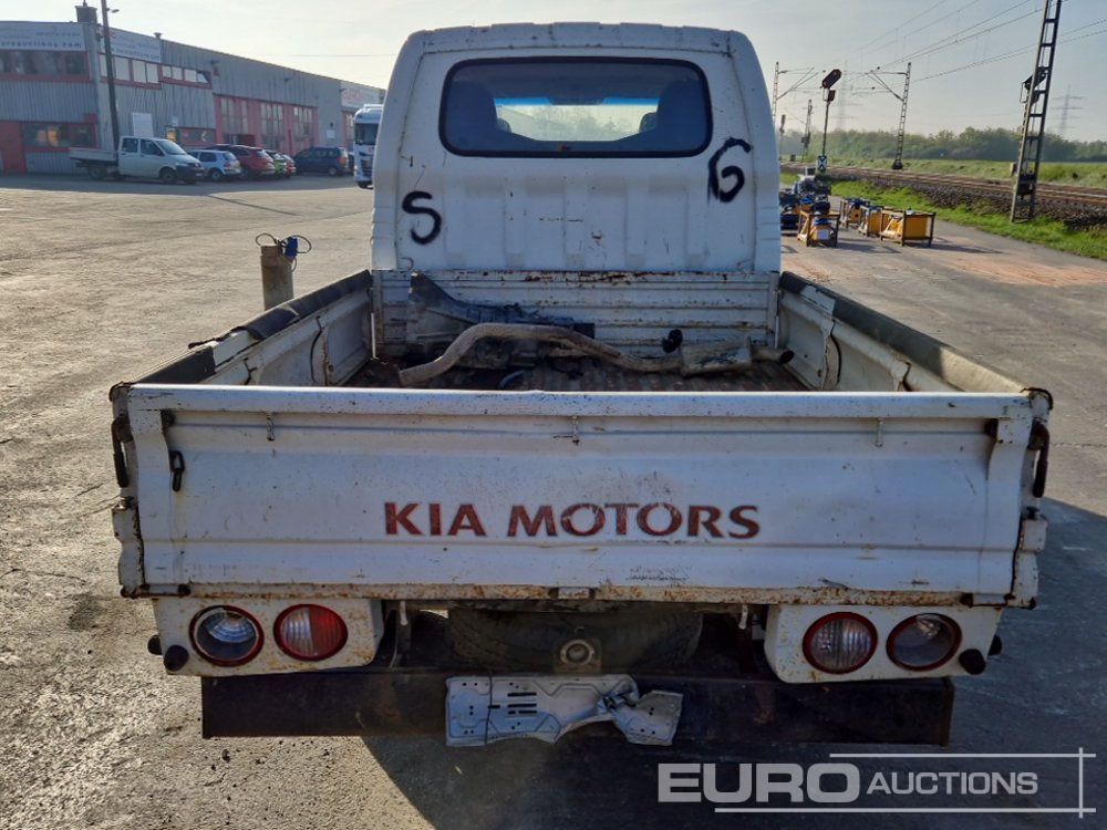 2013 Kia K2500 TCI, (NO REGISTRATION DOCUMENTS AVAILABLE) - Fourgon plateau, Utilitaire double cabine: photos 4 2013 Kia K2500 TCI, (NO REGISTRATION DOCUMENTS AVAILABLE) - Fourgon plateau, Utilitaire double cabine: photos 4