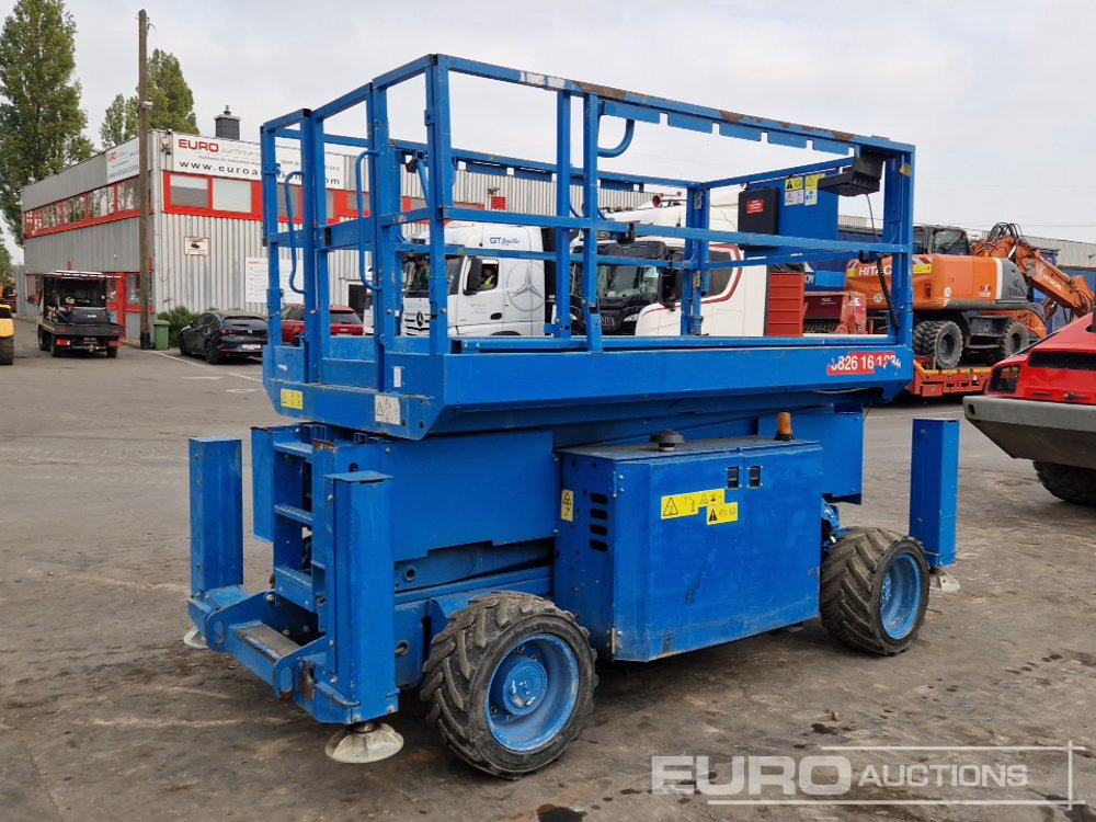 2015 Genie GS3369RT - Nacelle: photos 4 2015 Genie GS3369RT - Nacelle: photos 4
