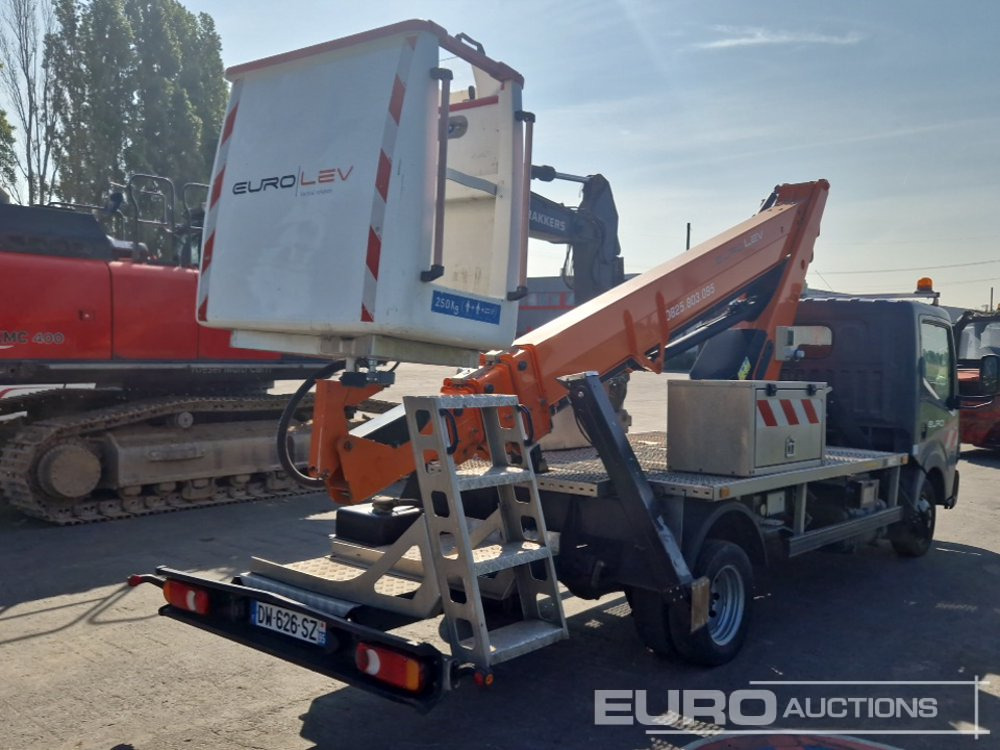 2015 Renault Maxity - Camion avec nacelle: photos 5 2015 Renault Maxity - Camion avec nacelle: photos 5