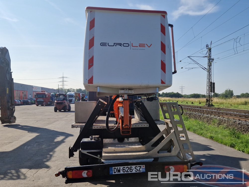 2015 Renault Maxity - Camion avec nacelle: photos 4 2015 Renault Maxity - Camion avec nacelle: photos 4
