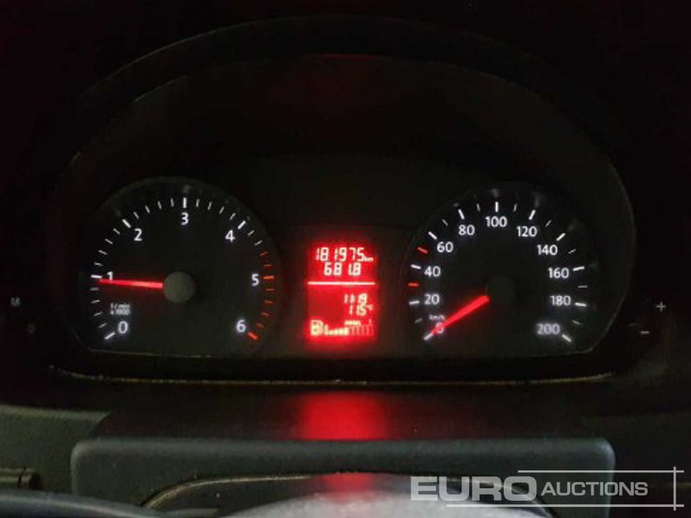 2015 Volkswagen Crafter - Fourgon plateau: photos 5 2015 Volkswagen Crafter - Fourgon plateau: photos 5