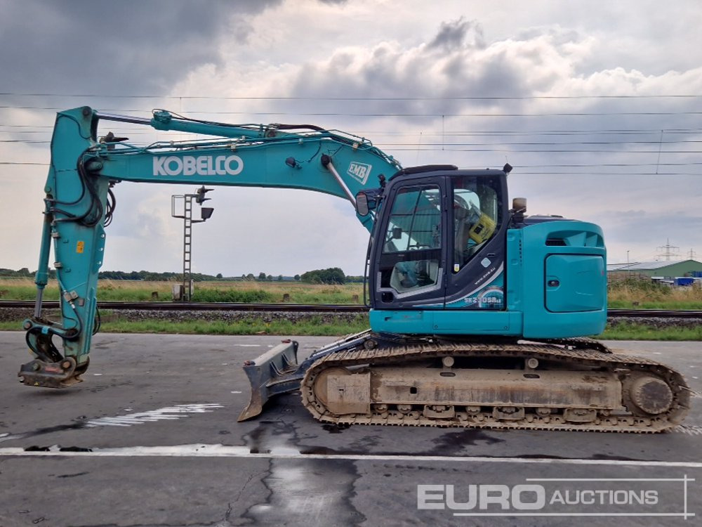 2016 Kobelco SK230SRLC-5 - Pelle sur chenille: photos 2 2016 Kobelco SK230SRLC-5 - Pelle sur chenille: photos 2