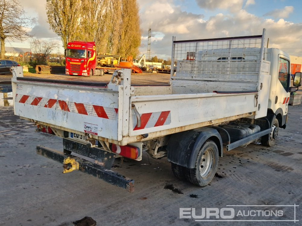 2017 Nissan NT400 - Véhicule utilitaire benne: photos 5 2017 Nissan NT400 - Véhicule utilitaire benne: photos 5