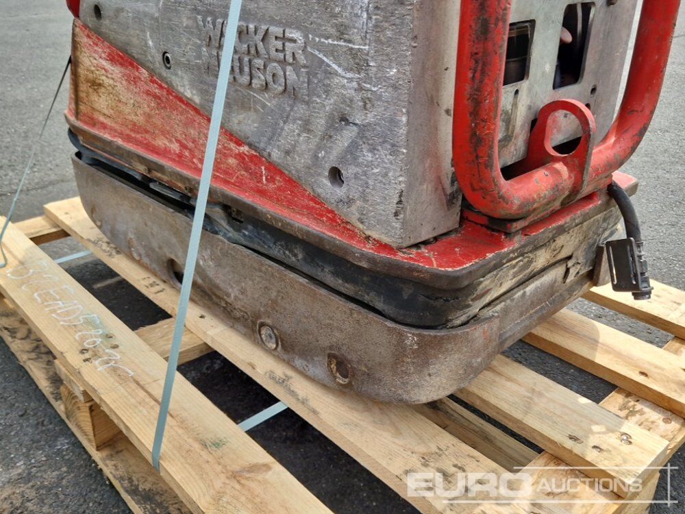 2017 Wacker Neuson Walk Behind Compaction Plate (Incomplete) - Plaque vibrante: photos 5 2017 Wacker Neuson Walk Behind Compaction Plate (Incomplete) - Plaque vibrante: photos 5