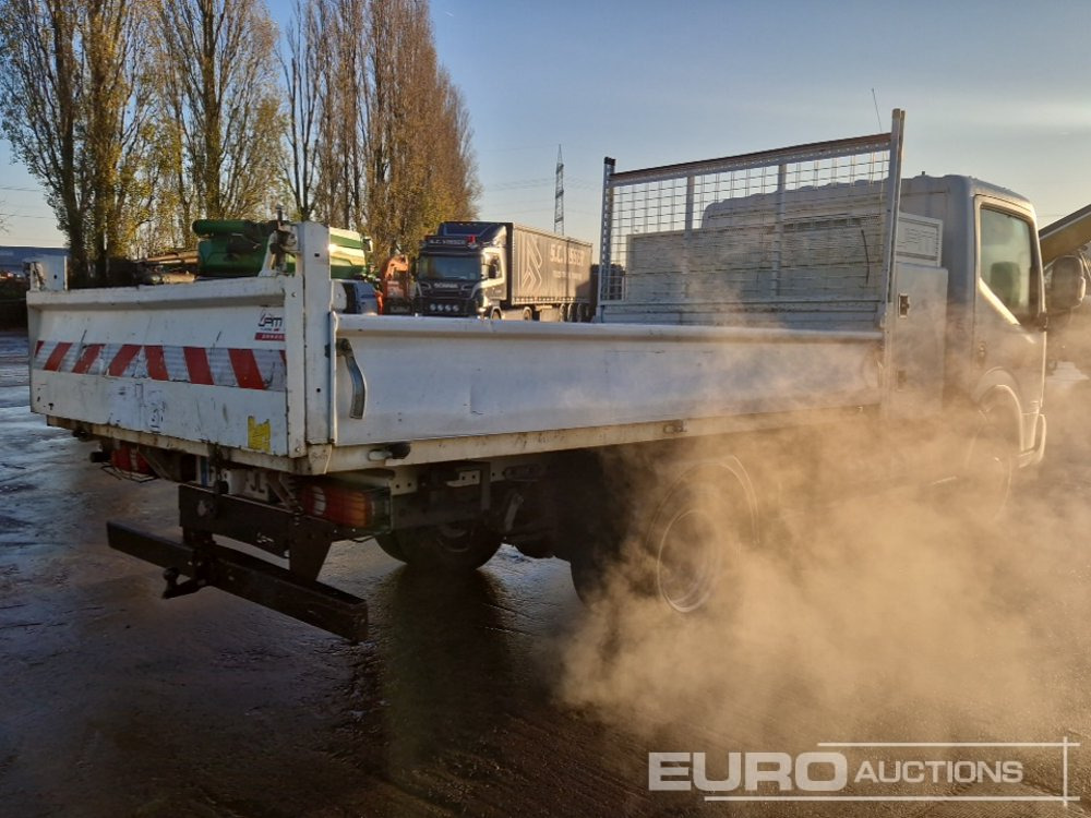 2018 Nissan NT400 - Véhicule utilitaire benne: photos 5 2018 Nissan NT400 - Véhicule utilitaire benne: photos 5