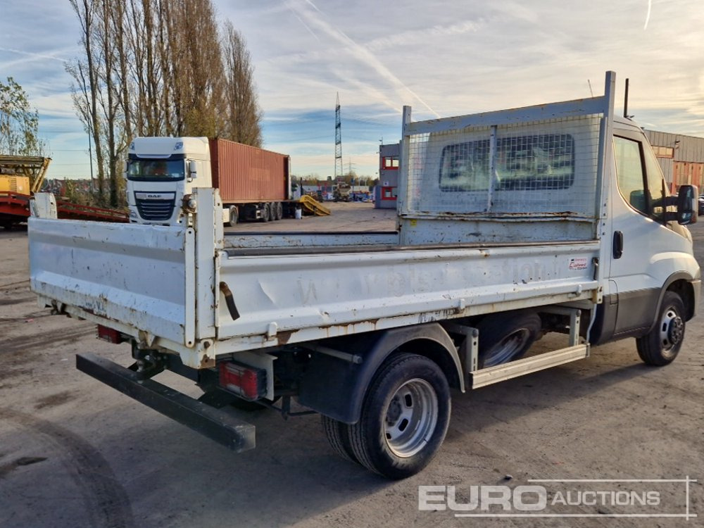 2019 Iveco 35-120 - Véhicule utilitaire benne: photos 5 2019 Iveco 35-120 - Véhicule utilitaire benne: photos 5