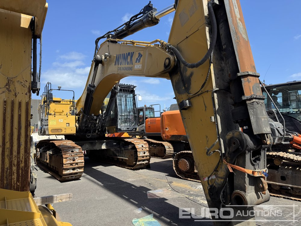 2020 CAT 374F - Pelle sur chenille: photos 1 2020 CAT 374F - Pelle sur chenille: photos 1