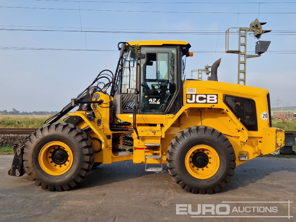 2022 JCB 427HT - Chargeuse sur pneus: photos 2 2022 JCB 427HT - Chargeuse sur pneus: photos 2