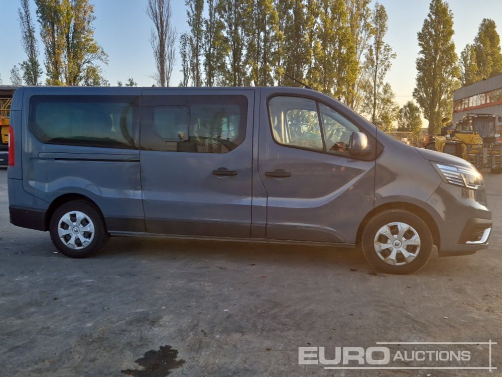 Minibus, Transport de personnes 2022 Renault Trafic: photos 6