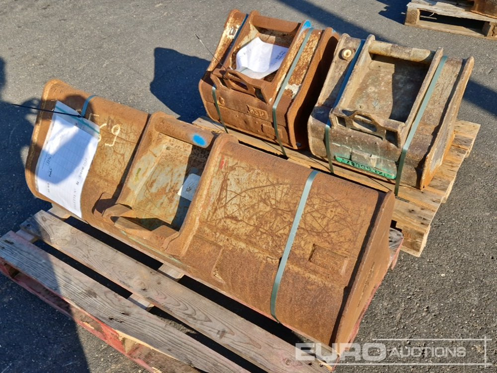 48" Ditching, 16", 16" Digging Buckets, ARDEN to suit 2-5 Ton Excavator (3 of) - Godet: photos 3 48" Ditching, 16", 16" Digging Buckets, ARDEN to suit 2-5 Ton Excavator (3 of) - Godet: photos 3
