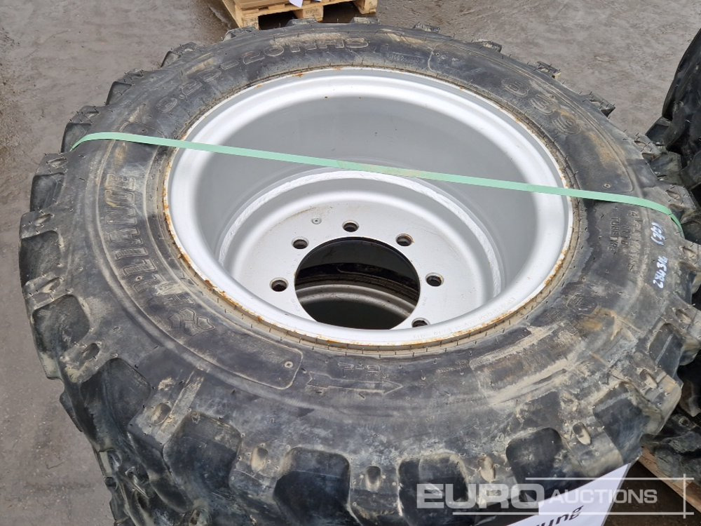 Alliance 8.25-20 Tyres with Rims (4 of) - Pneu: photos 5 Alliance 8.25-20 Tyres with Rims (4 of) - Pneu: photos 5