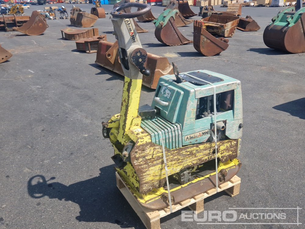 Ammann AVH 4020 - Travaux routiers: photos 2 Ammann AVH 4020 - Travaux routiers: photos 2