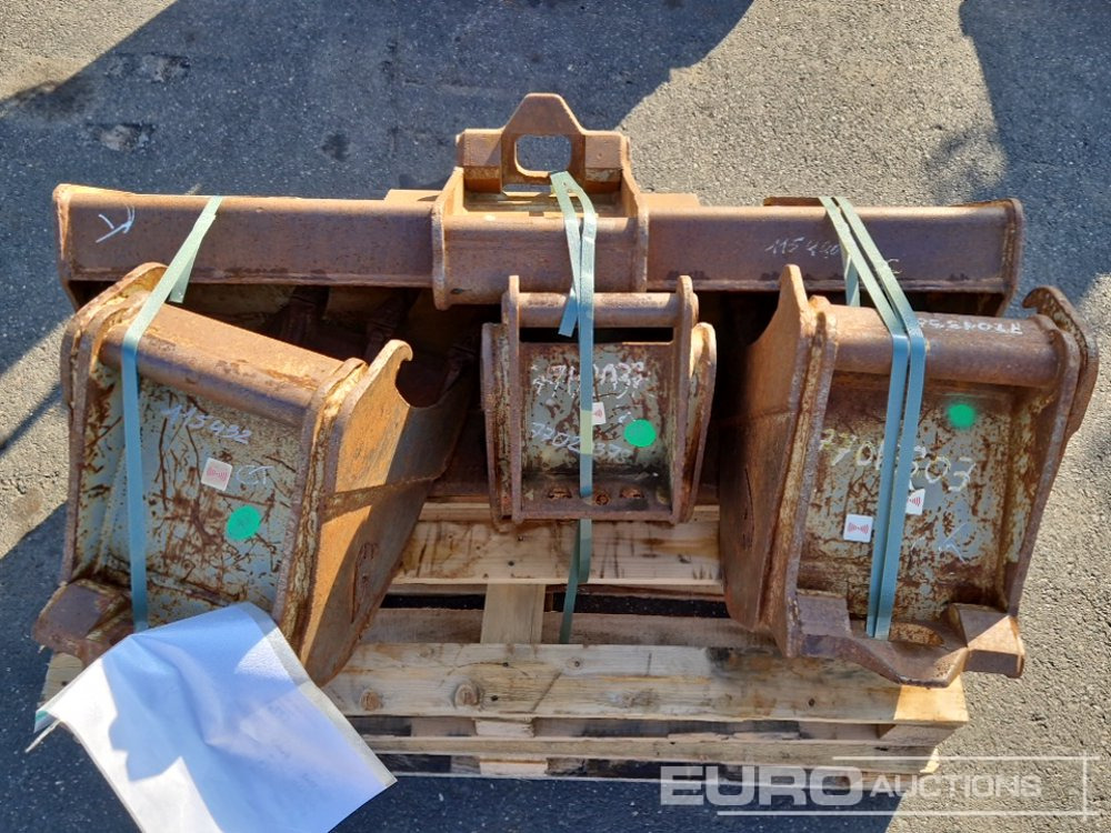 Bucket Set, ARDEN to suit 2-5 Ton Excavator (4 of) - Godet: photos 5 Bucket Set, ARDEN to suit 2-5 Ton Excavator (4 of) - Godet: photos 5