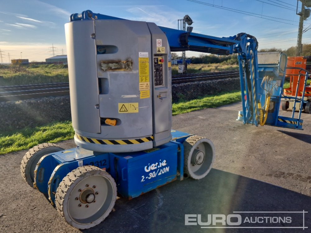 Genie Z-30/20N - Nacelle: photos 5 Genie Z-30/20N - Nacelle: photos 5