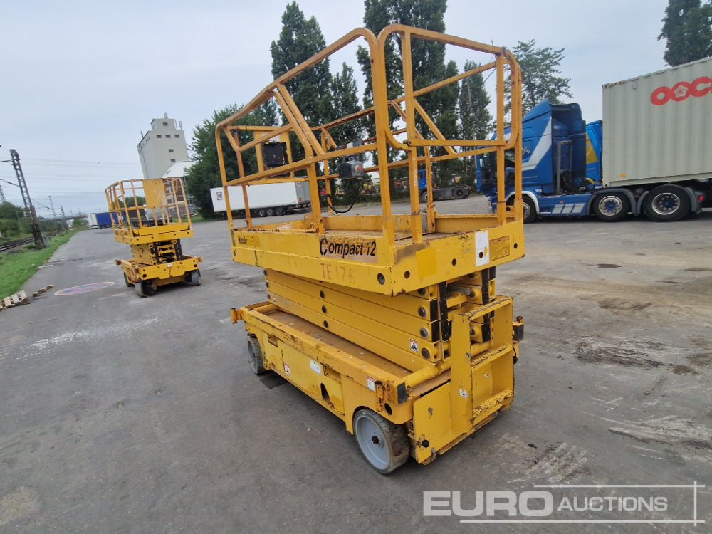 Haulotte Compact 12 - Nacelle: photos 2 Haulotte Compact 12 - Nacelle: photos 2