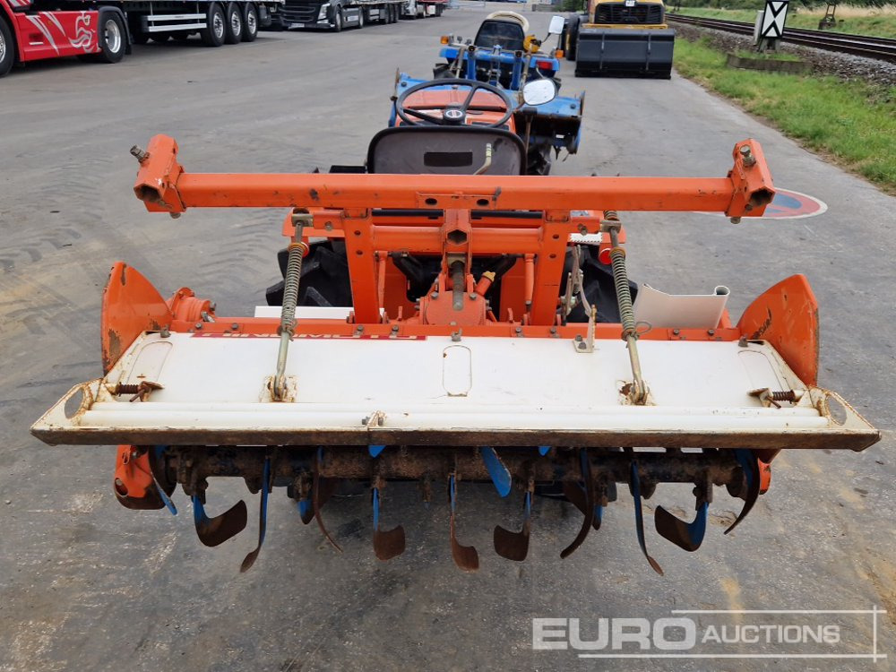 Hinomoto C144 - Micro tracteur: photos 4 Hinomoto C144 - Micro tracteur: photos 4