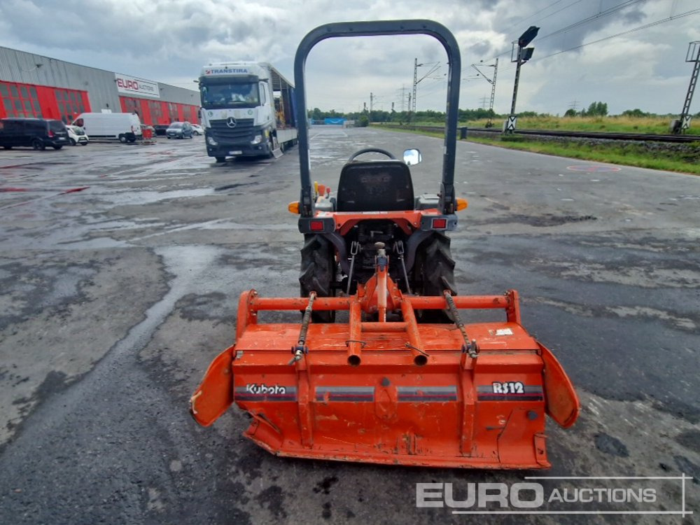 Hinomoto CX130 - Micro tracteur: photos 4 Hinomoto CX130 - Micro tracteur: photos 4