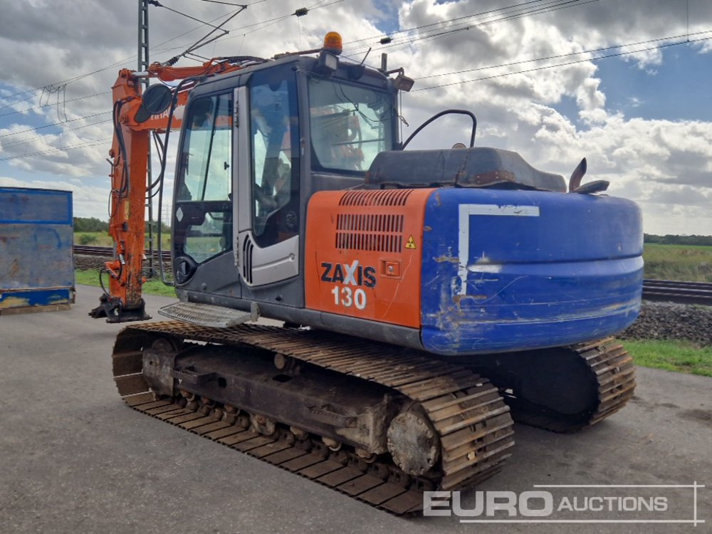 Hitachi ZX130-3 - Pelle sur chenille: photos 3 Hitachi ZX130-3 - Pelle sur chenille: photos 3